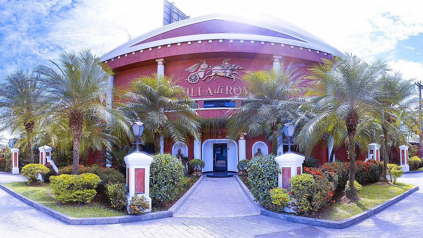 Fachada do Motel Villa di Roma em Guarujá